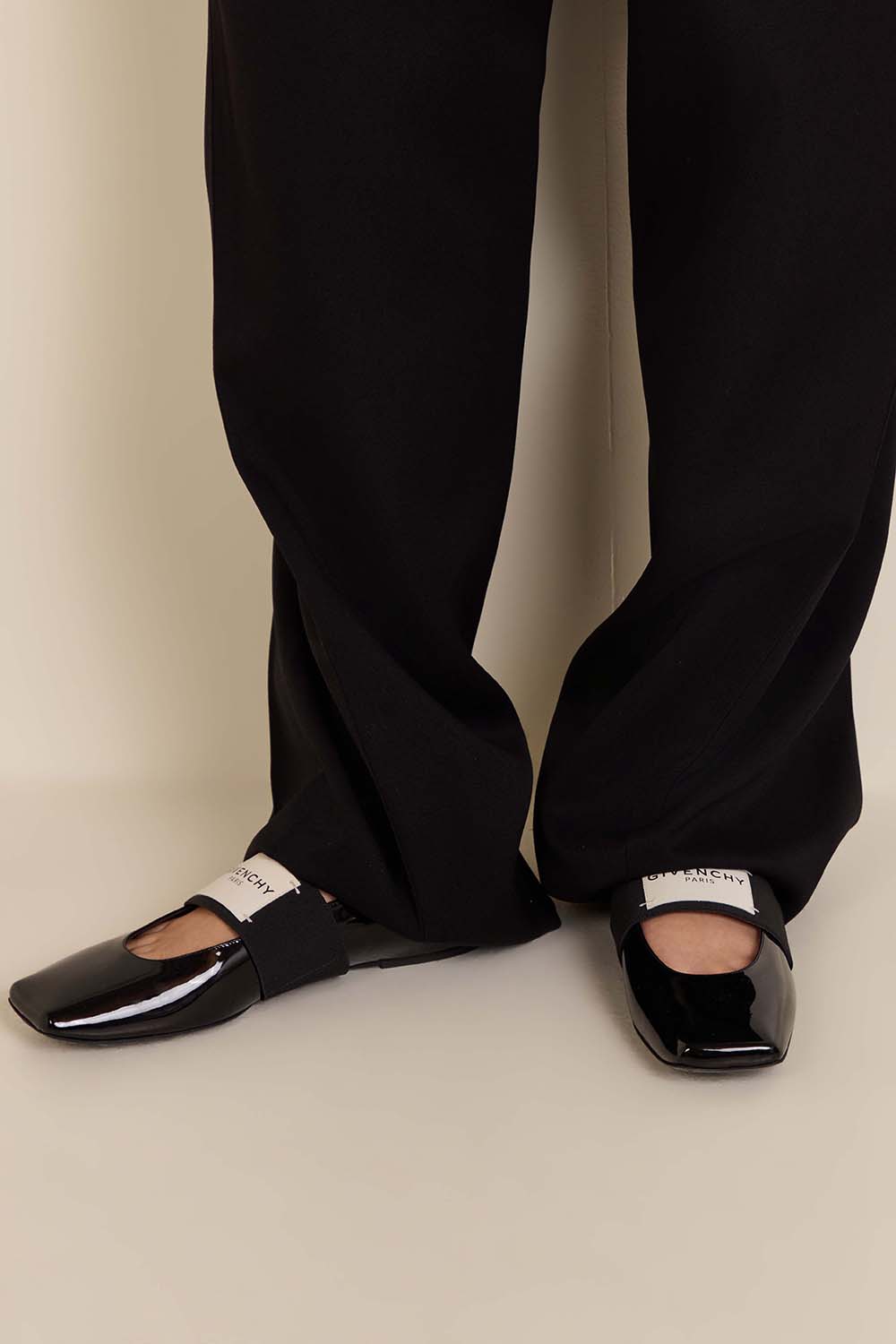 נעלי מרי ג'יין